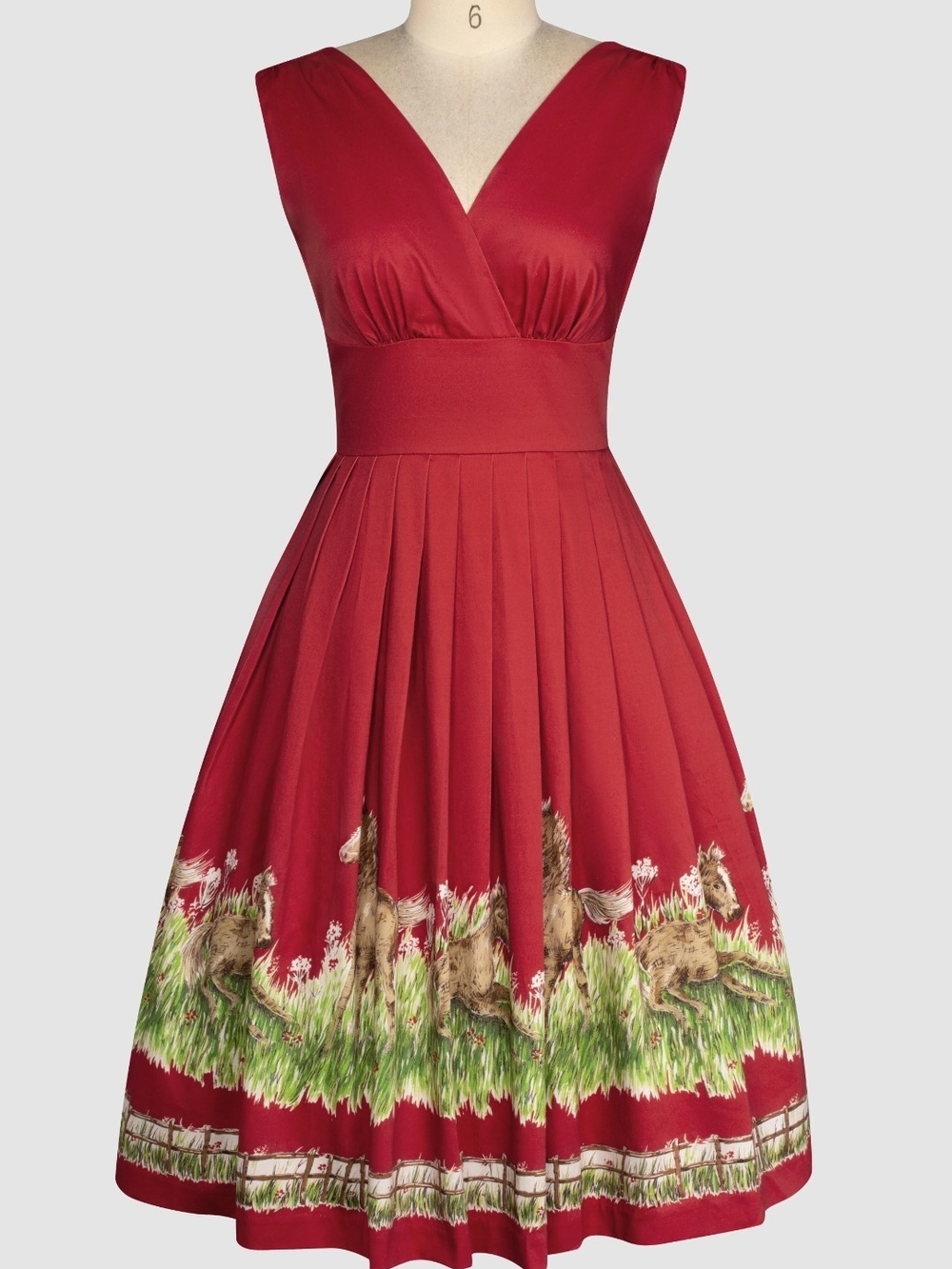 Greener Pastures Horse Dress Size US 4